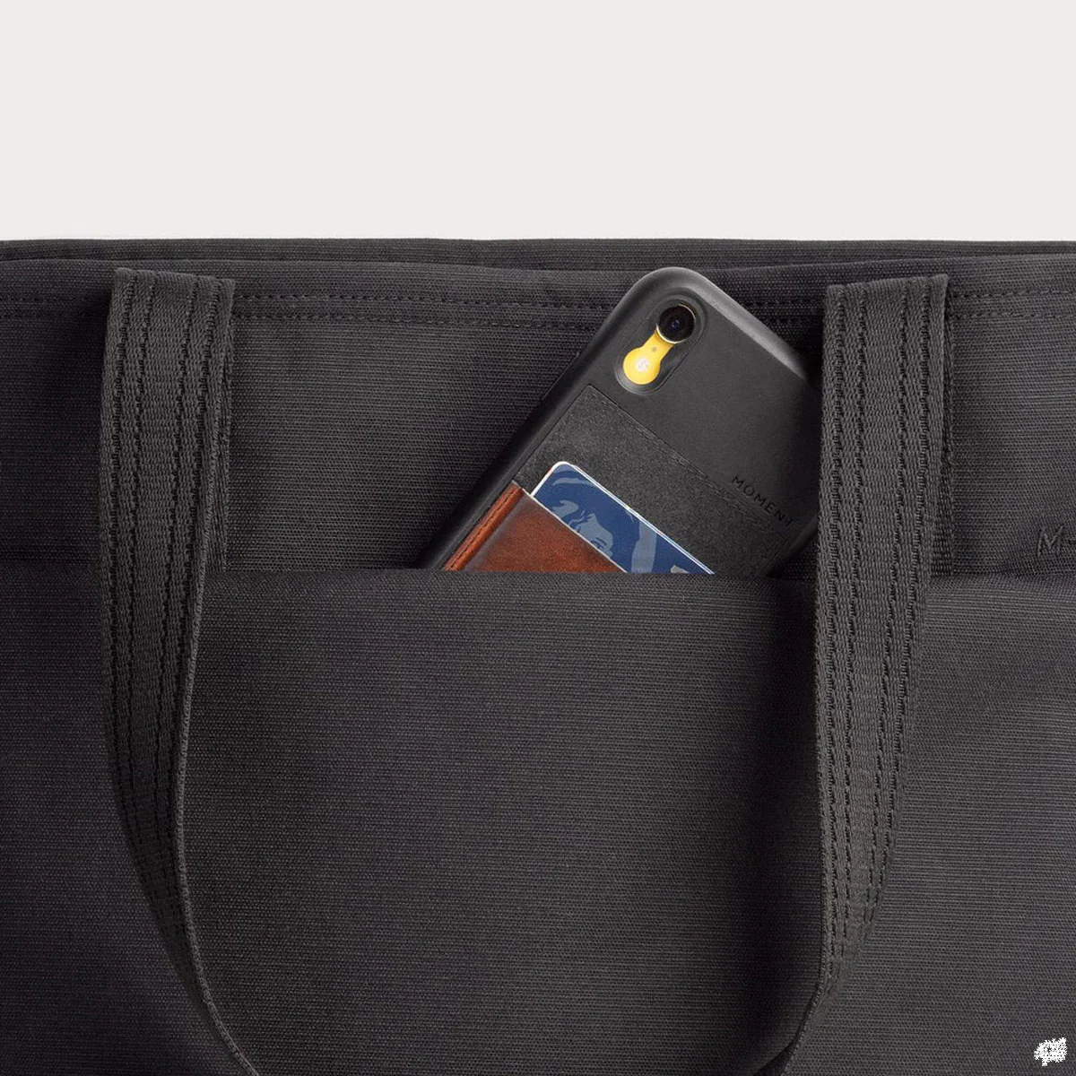 [PO] Moment : Everything Tech Tote 19L : Black - Image 6